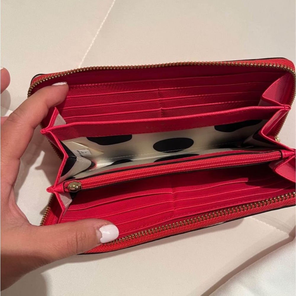 Kate Spade Wallet - Picture 2 of 3